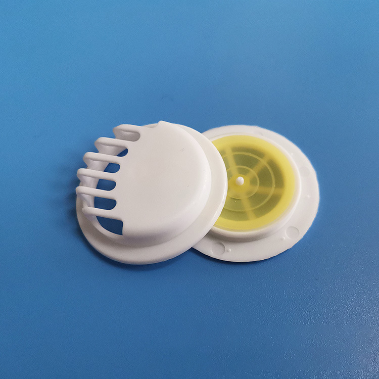 One-way breathing valve for face masks